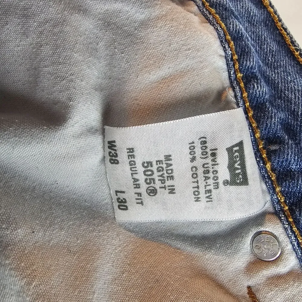 Levi's 505 Jeans Mens 38x30 Blue Medium Wash Straight Leg Denim Regular Fit